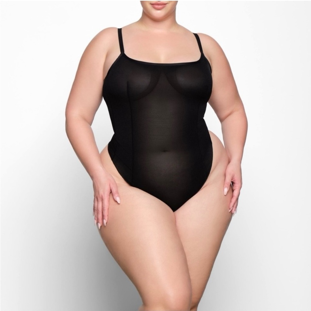 NWT SKIMS Sheer Sculpt Low Back Thong Bodysuit
